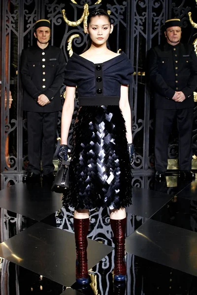 Look 51